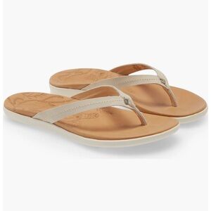OluKai Women's Honu Sandals - Tapa and Gold Sand